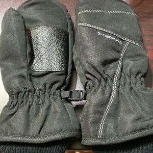 Black gloves Manzella